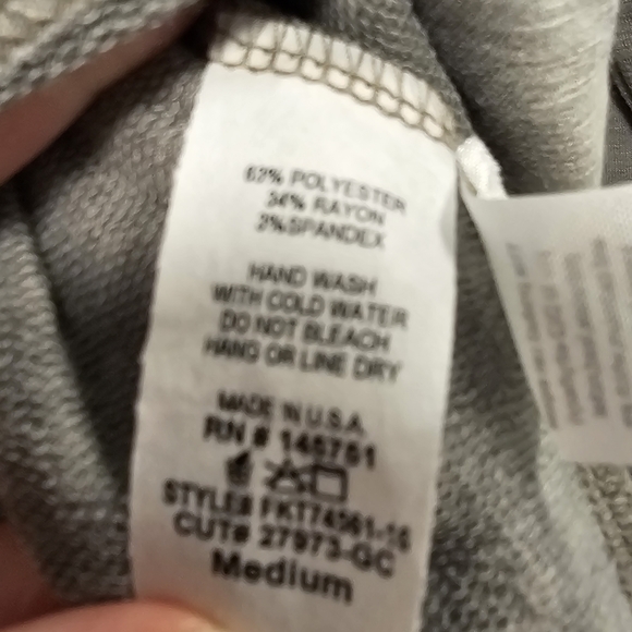 Fantastic Fawn cold shoulder shirt - Picture 3 of 5